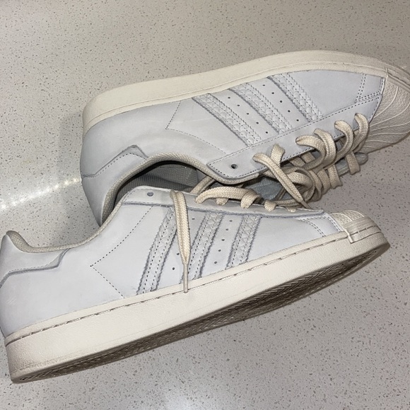 Adidas Shell Toe size 11 - Picture 5 of 6